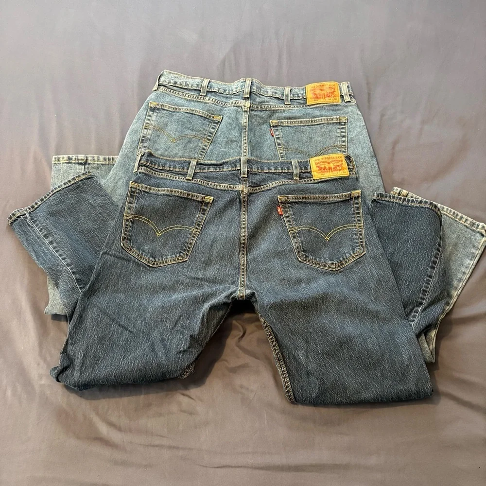 Lot 2 Pairs Levi Strauss 505 Men’s Jeans 38X30 Straight Leg Light & Medium Wash